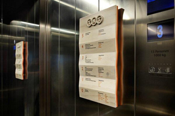 TNT GREEN OFFICE 导视系统